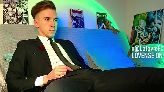 Midnighter  online show from 13, 4, 2026