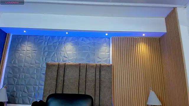 charlottewhitte online show from 28, 9, 2025