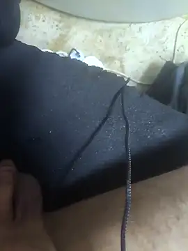 Snapshot of mustican422 chatting on 11, 10, 2025 mustican422 online show from 11, 10, 2025