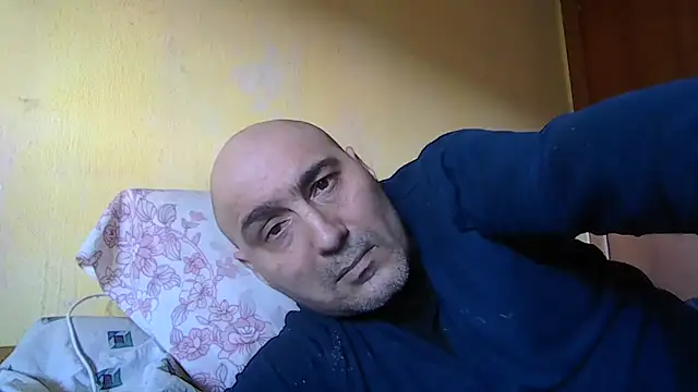 Analove1976 online show from 15, 2, 2026