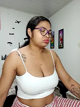 chalohott online show from 4, 11, 2025