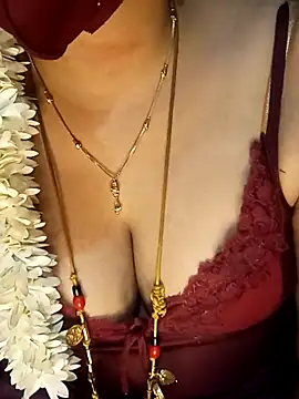 tuttifrutti17 online show from 21, 3, 2025