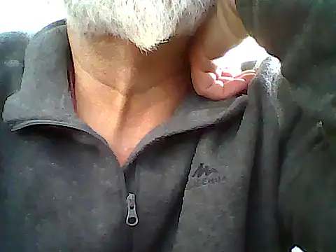 Snapshot of xcimeru chatting on 25, 4, 2026 xcimeru online show from 25, 4, 2026