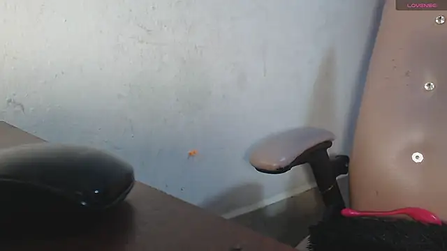 toxxxic cams online show from 10, 11, 2025