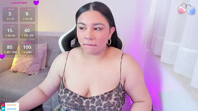 ambar-wells online show from 23, 9, 2025