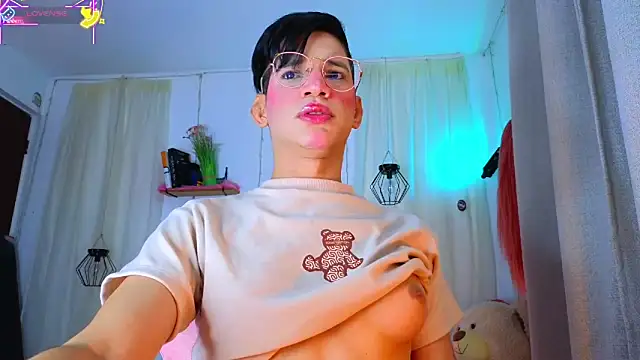 Ariel Femboy  online show from 13, 3, 2026