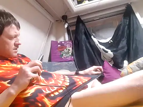 Ebinator666 online show from 4, 1, 2025