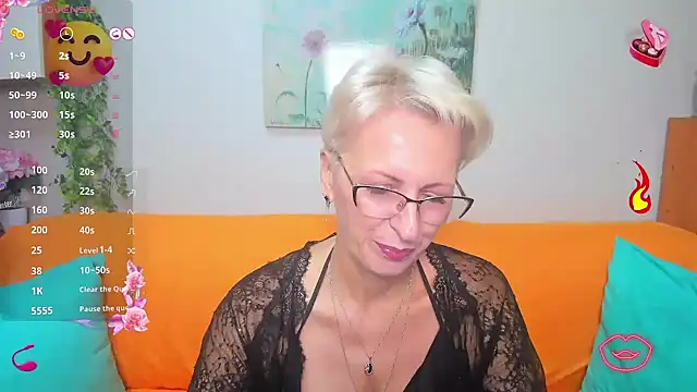 iamyourdream89 online show from 3, 10, 2025