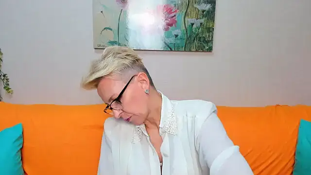 iamyourdream89 online show from 3, 12, 2025