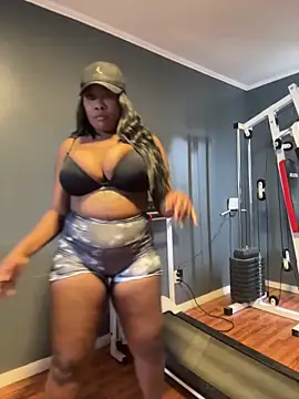 MySweetPerla21 online show from 5, 6, 2026
