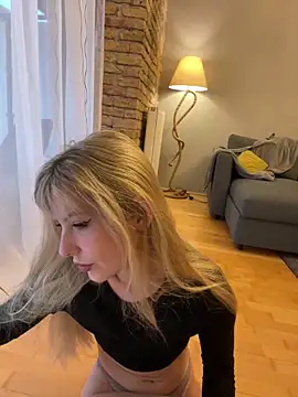 Cassycum online show from 11, 12, 2024