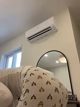 Cassycum online show from 22, 2, 2025