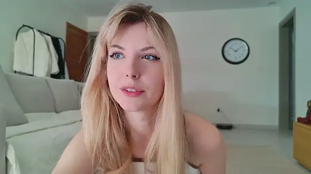 Cassycum online show from 14, 3, 2025