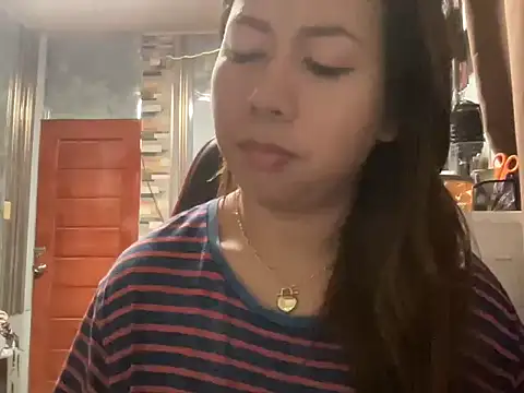 Snapshot of UrLove_Marga chatting on 18, 7, 2026 UrLove Marga online show from 18, 7, 2026