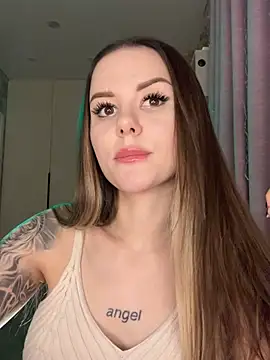 Alina Vibe Me online show from 25, 2, 2026