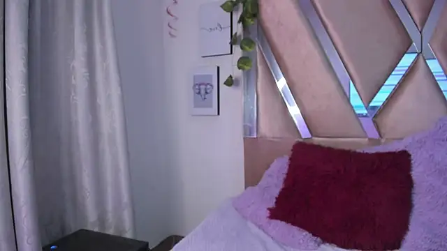 xhinata hyugax online show from 21, 1, 2025