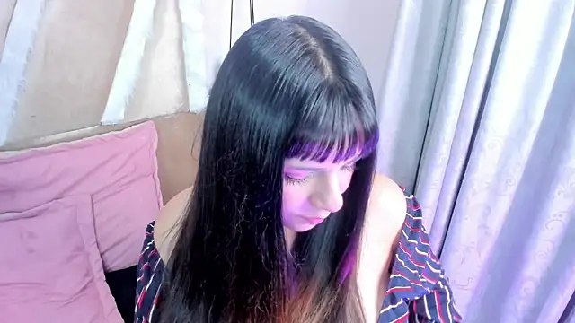 xhinata hyugax online show from 28, 3, 2026