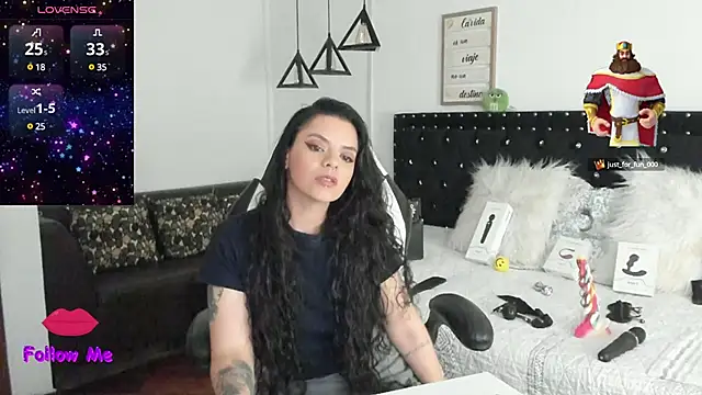 natasha logan  online show from 4, 2, 2025