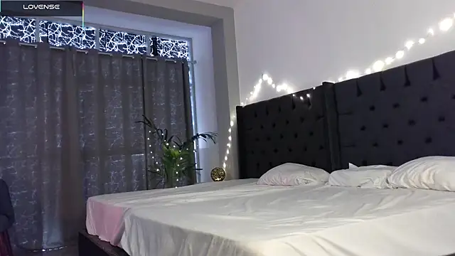 mini kunis online show from 10, 1, 2026