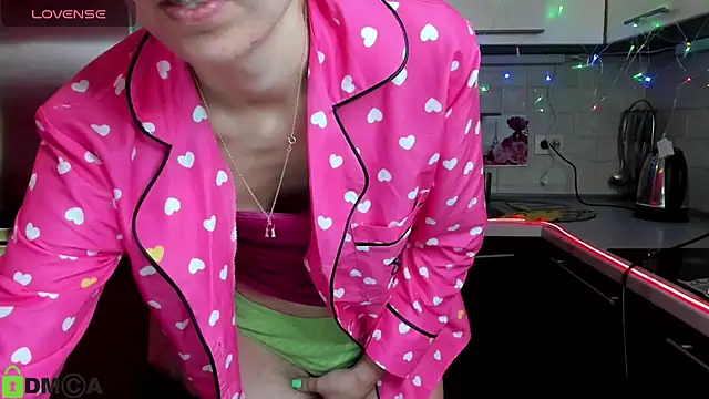 TayanaJons online show from 17, 3, 2025