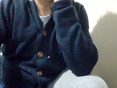 Snapshot of asira39 chatting on 4, 3, 2025 asira39 online show from 4, 3, 2025