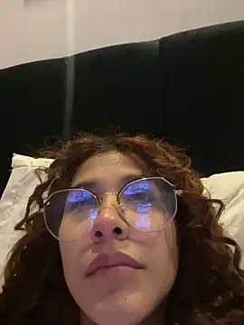 Snapshot of crystal_bunny7 chatting on 12, 2, 2025 crystal bunny7 online show from 12, 2, 2025