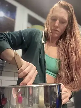 GoldenFlameGoddess online show from 19, 2, 2025