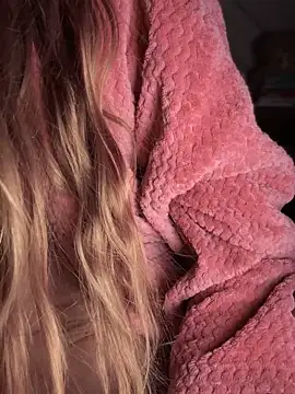 GoldenFlameGoddess online show from 23, 10, 2025