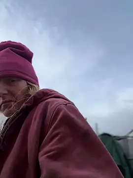 GoldenFlameGoddess online show from 25, 2, 2026