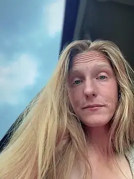 GoldenFlameGoddess online show from 27, 5, 2026