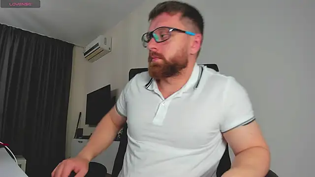 Snapshot of Findom_guy chatting on 14, 3, 2026 Findom guy online show from 14, 3, 2026