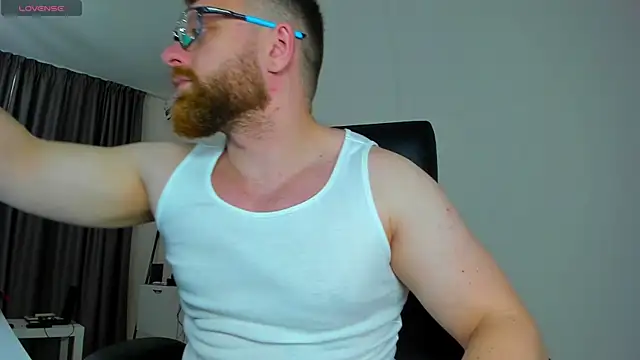 Snapshot of Findom_guy chatting on 27, 3, 2026 Findom guy online show from 27, 3, 2026
