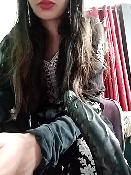 Noor Darliing online show from 2, 12, 2025