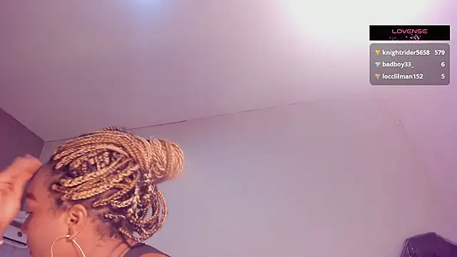 Snapshot of AmmyNoirr chatting on 11, 3, 2025 AmmyNoirr online show from 11, 3, 2025