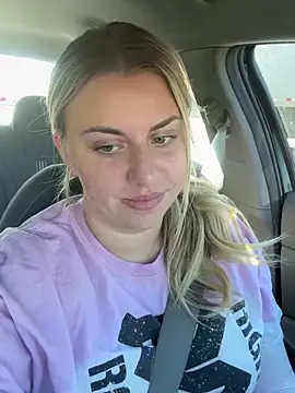 Snapshot of nicolesugarr chatting on 6, 11, 2025 nicolesugarr online show from 6, 11, 2025