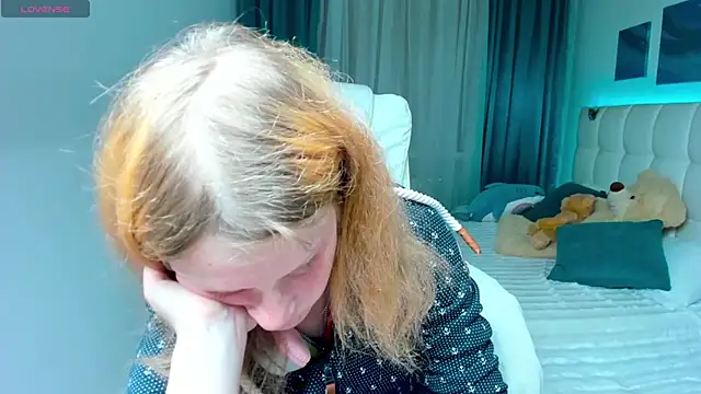 Kathlyn  Heath online show from 28, 9, 2025