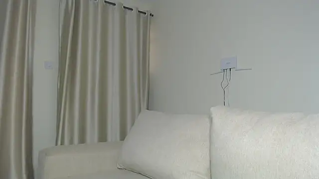 NIKKIE LOVE online show from 29, 9, 2025