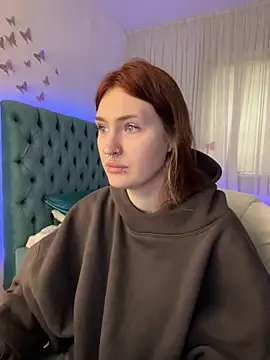  Chlo  e online show from 19, 10, 2025