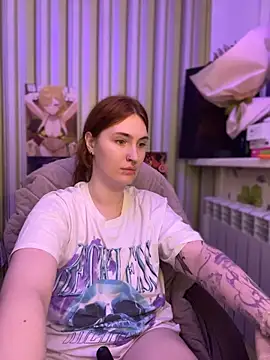  Chlo  e online show from 17, 11, 2025