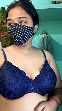 Snapshot of hotty_Sexy-couple chatting on 17, 2, 2025 hotty Sexy-couple online show from 17, 2, 2025