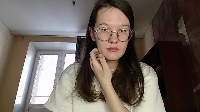 MiriamOr online show from 8, 2, 2025