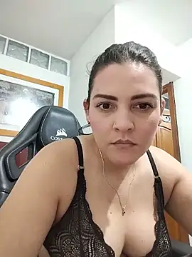 Mia Hampton online show from 29, 5, 2026