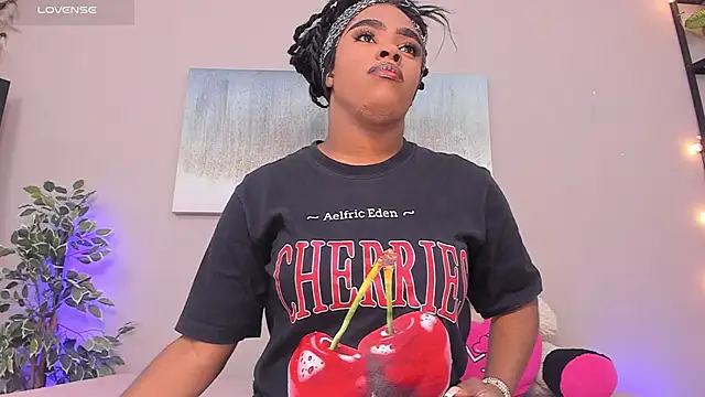 Briana Wells  online show from 25, 2, 2026