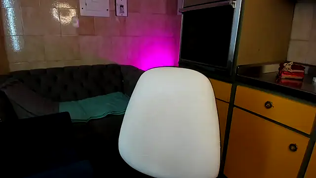 Snapshot of Leticia_goddes chatting on 11, 1, 2025 Leticia goddes online show from 11, 1, 2025