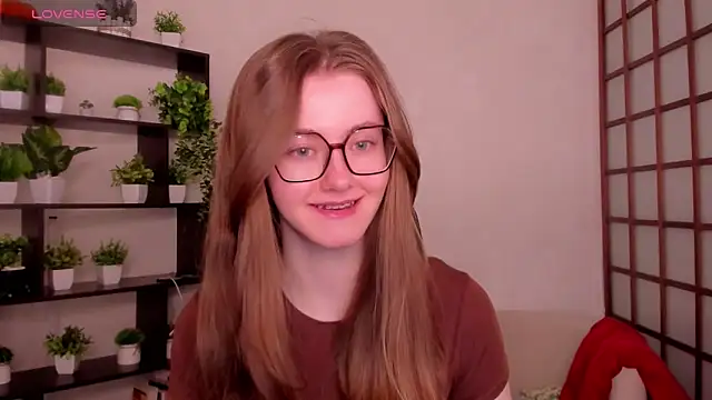 KateCuddle online show from 15, 5, 2026