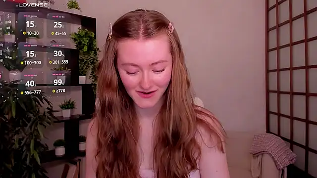 Snapshot of KateCuddle chatting on 22, 6, 2026 KateCuddle online show from 22, 6, 2026