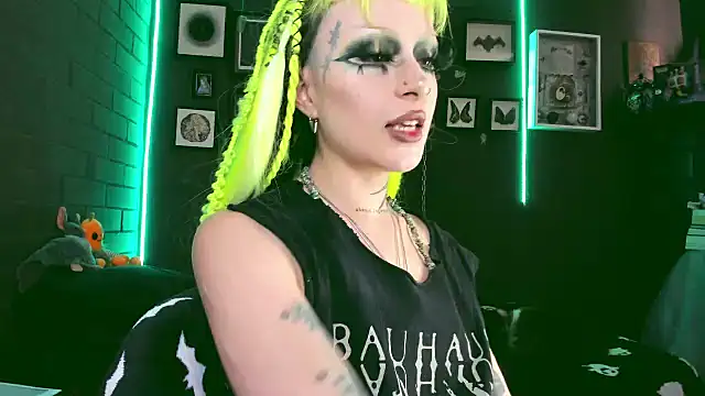 insania 9999  online show from 24, 1, 2025