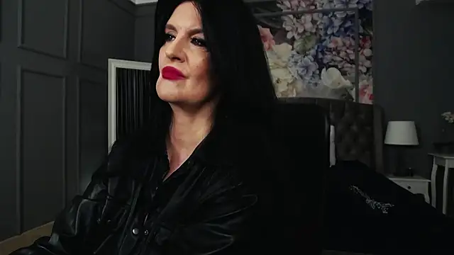 Snapshot of DomMelissaW chatting on 10, 10, 2025 DomMelissaW online show from 10, 10, 2025