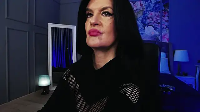 Snapshot of DomMelissaW chatting on 16, 12, 2025 DomMelissaW online show from 16, 12, 2025