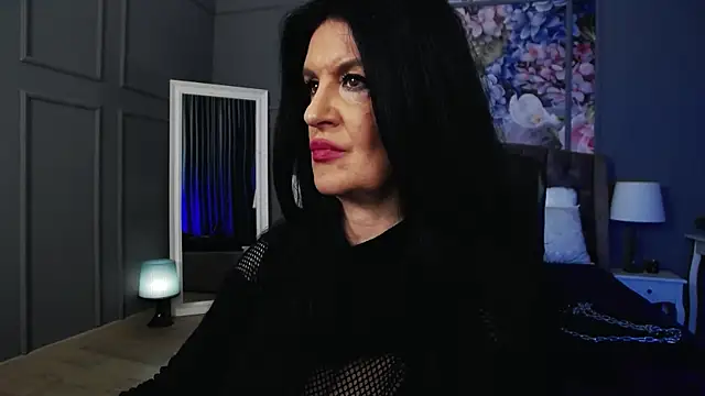 Snapshot of DomMelissaW chatting on 22, 12, 2025 DomMelissaW online show from 22, 12, 2025